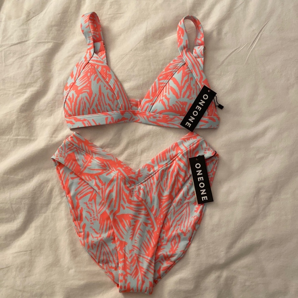 ONEONE NWT blue and coral bikini set